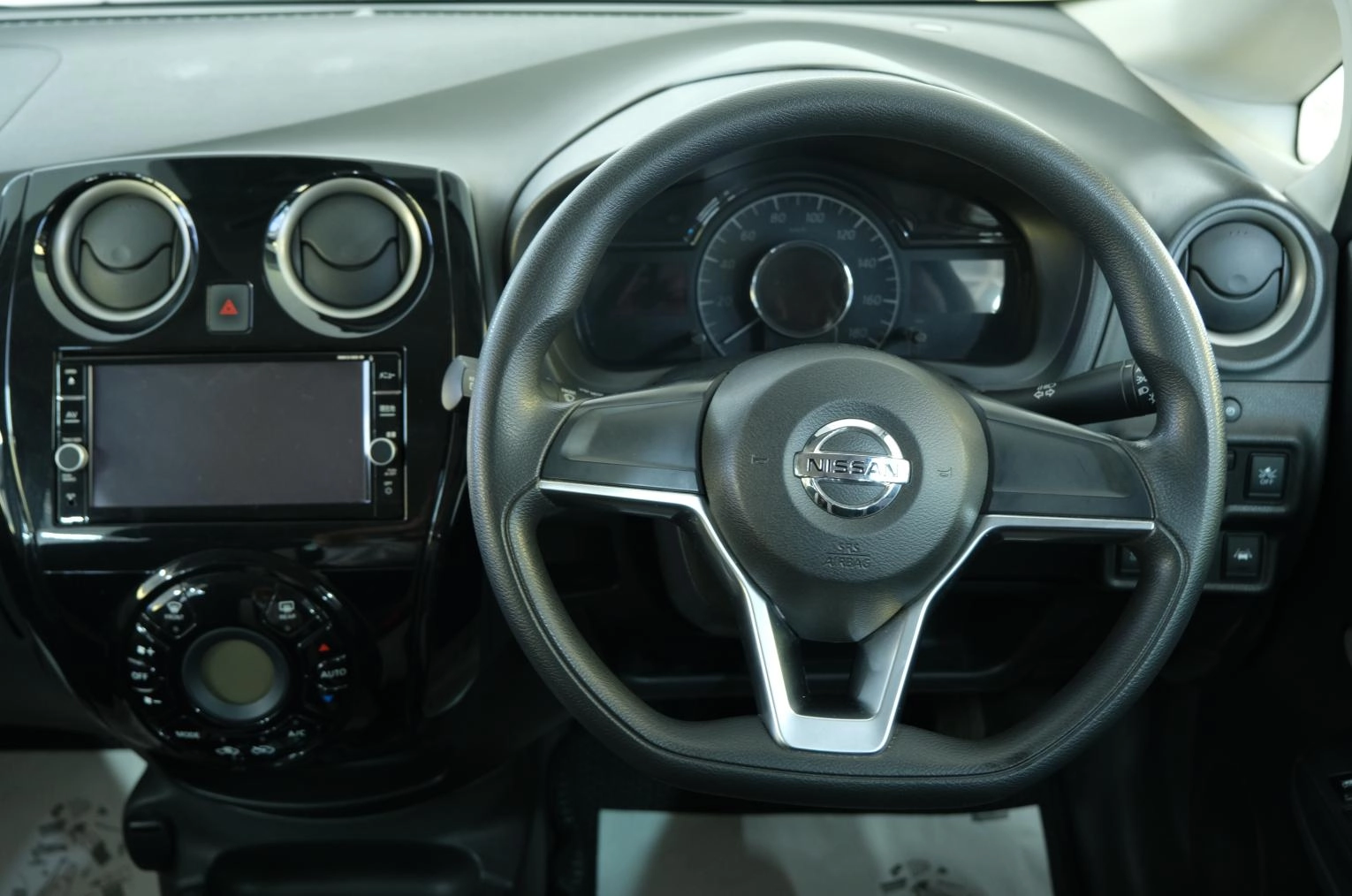Nissan Note 9 из 19