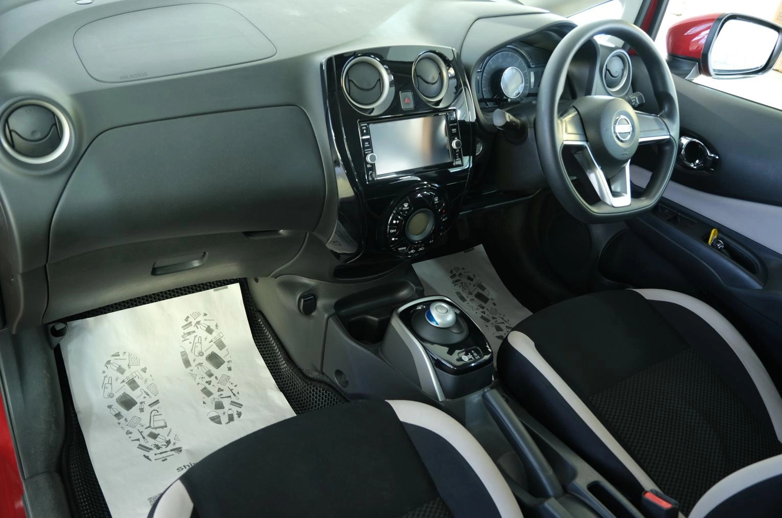 Nissan Note 15 из 19