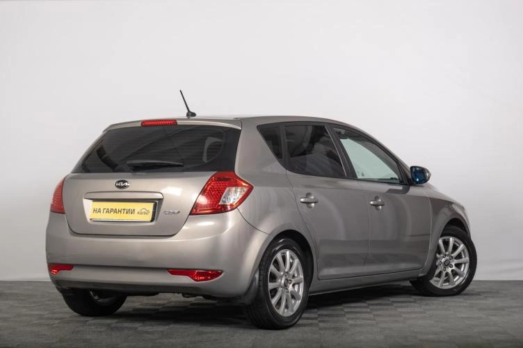 KIA cee'd 6 из 6