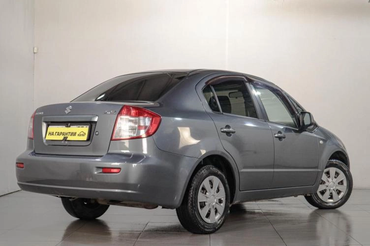 Suzuki SX4 6 из 6