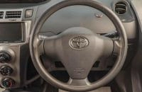 Toyota Vitz 10 из 17