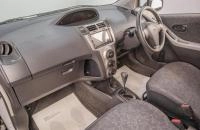 Toyota Vitz 15 из 17