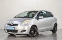 Toyota Vitz 3 из 17