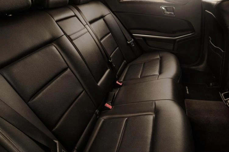 Mercedes-Benz E-класс 22 из 24