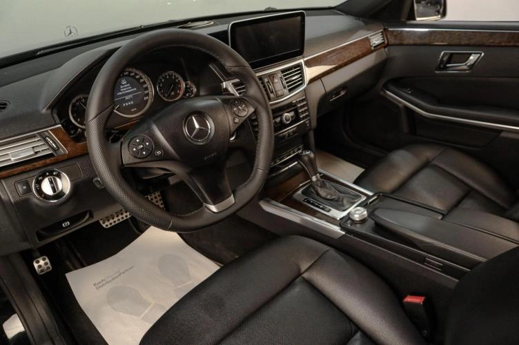 Mercedes-Benz E-класс 7 из 24