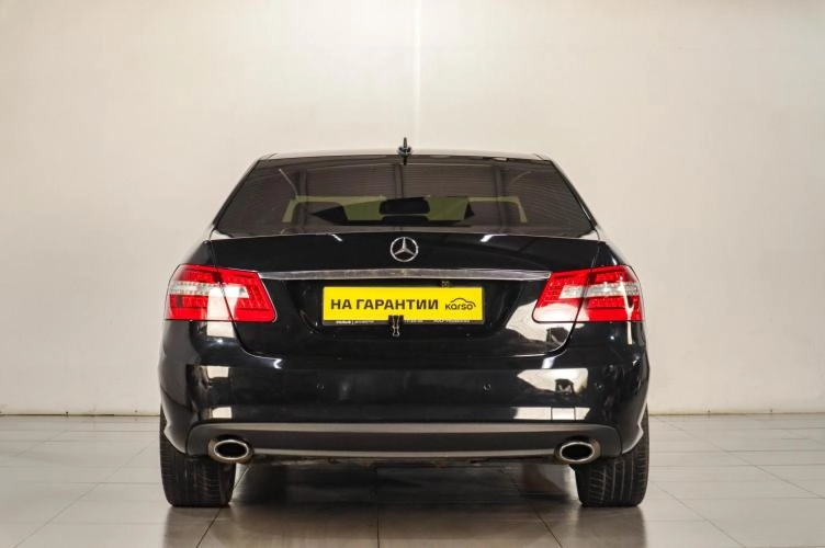 Mercedes-Benz E-класс 5 из 24