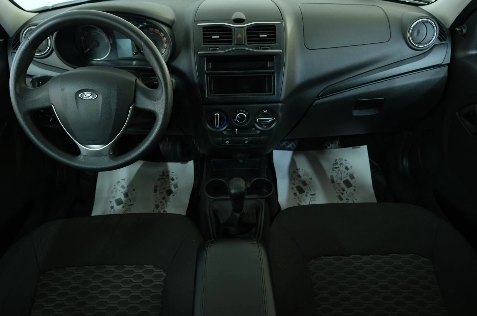 ВАЗ (LADA) Granta 12 из 19