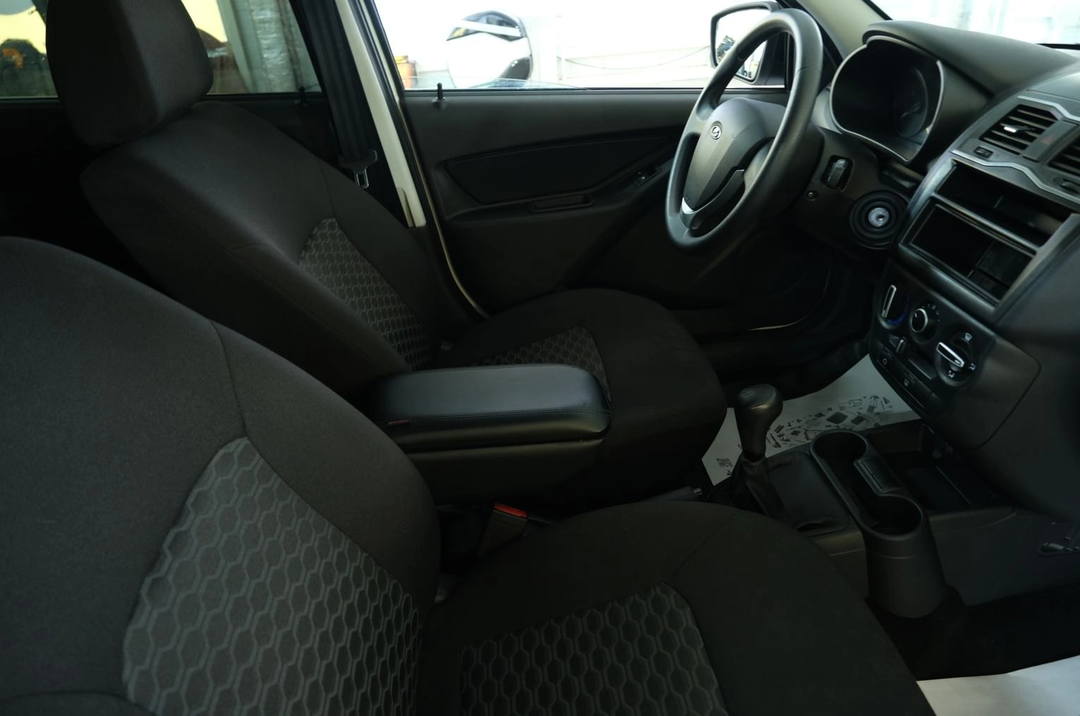 ВАЗ (LADA) Granta 16 из 19