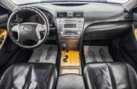 Toyota Camry 9 из 27