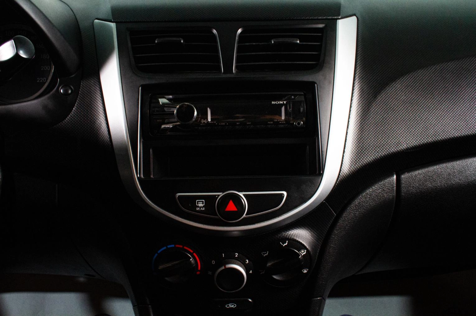 Hyundai Solaris 13 из 16