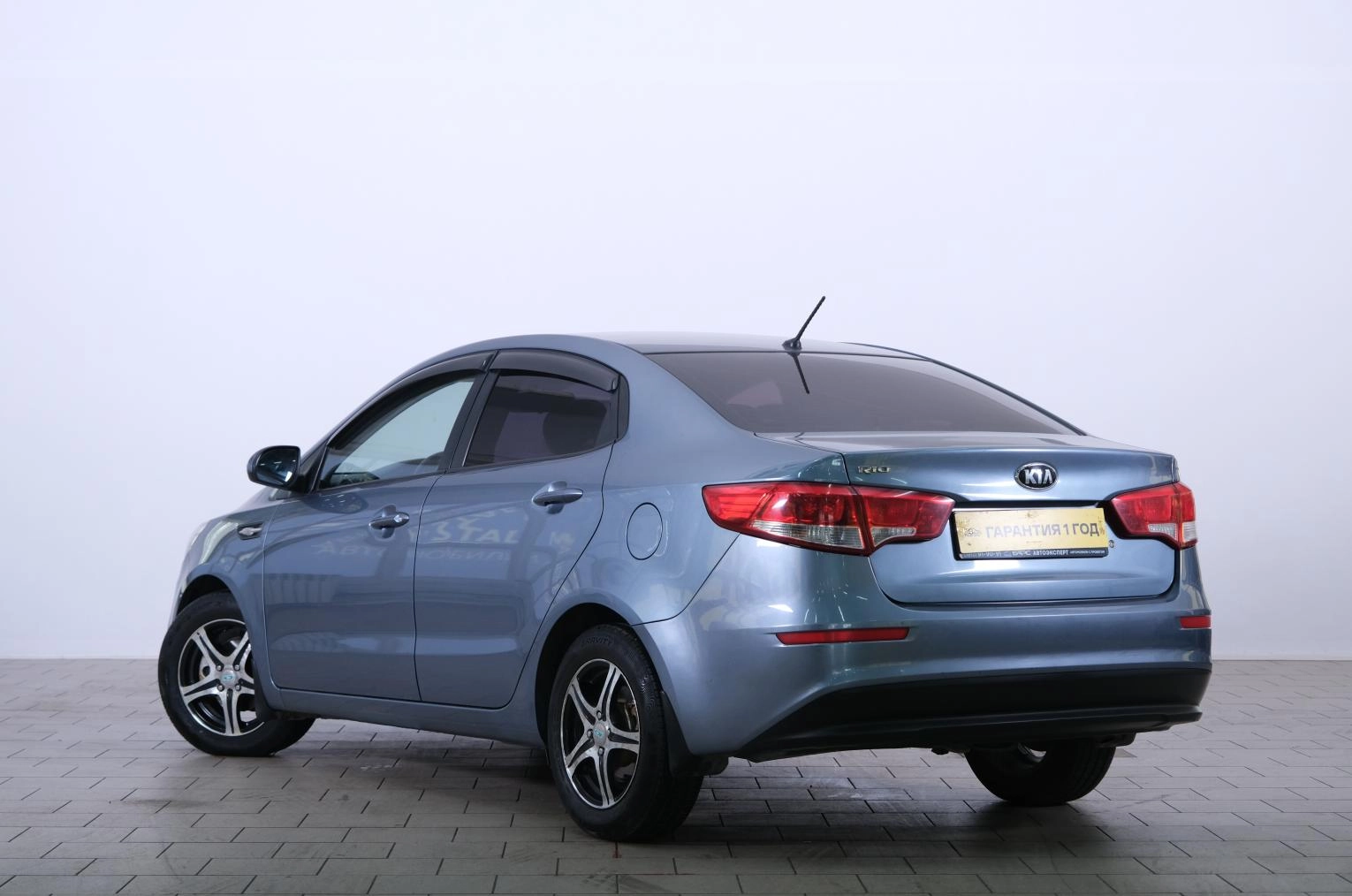 KIA Rio 4 из 18