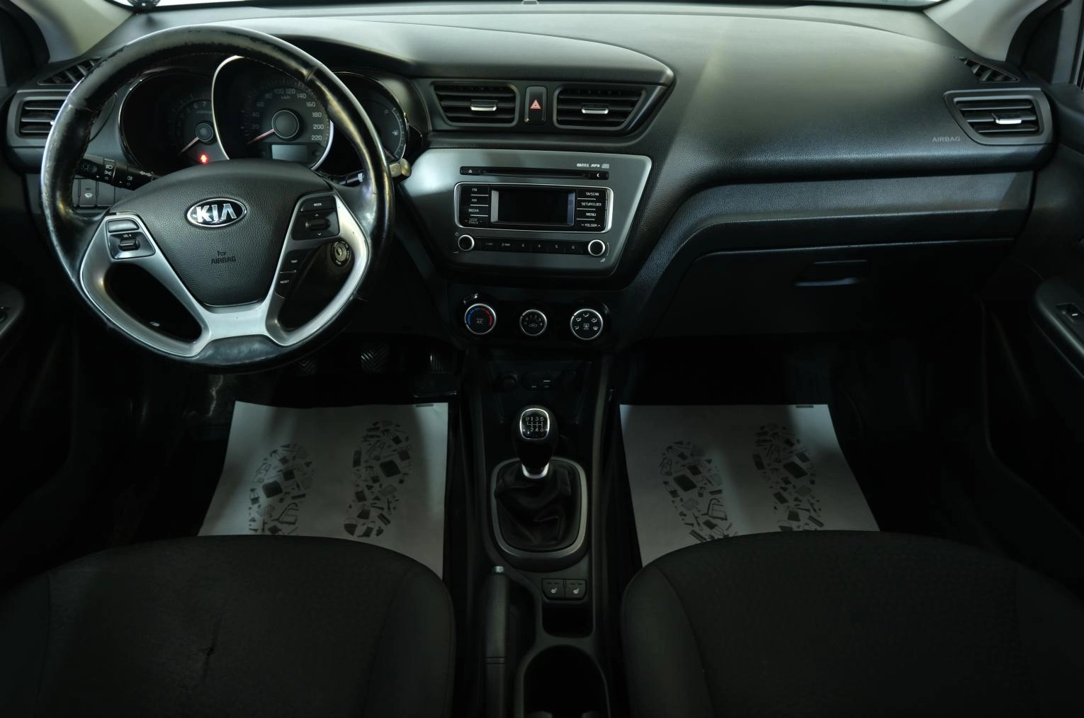 KIA Rio 11 из 18