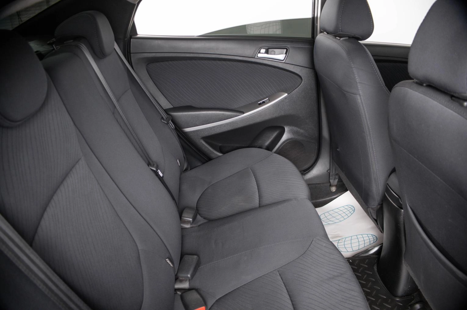 Hyundai Solaris 10 из 23