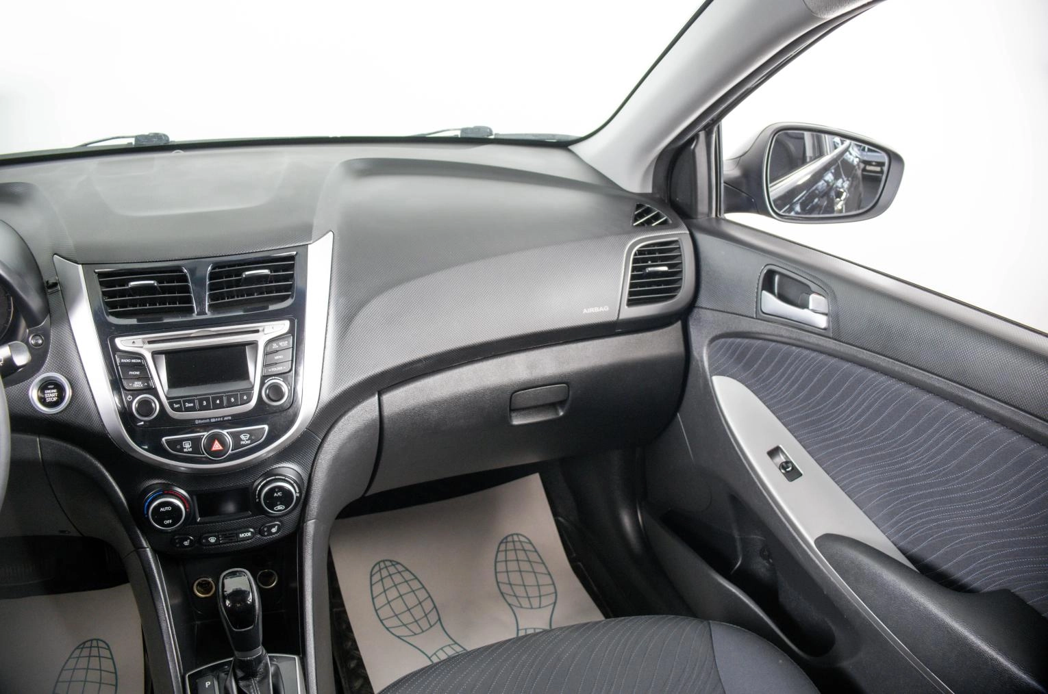 Hyundai Solaris 14 из 23