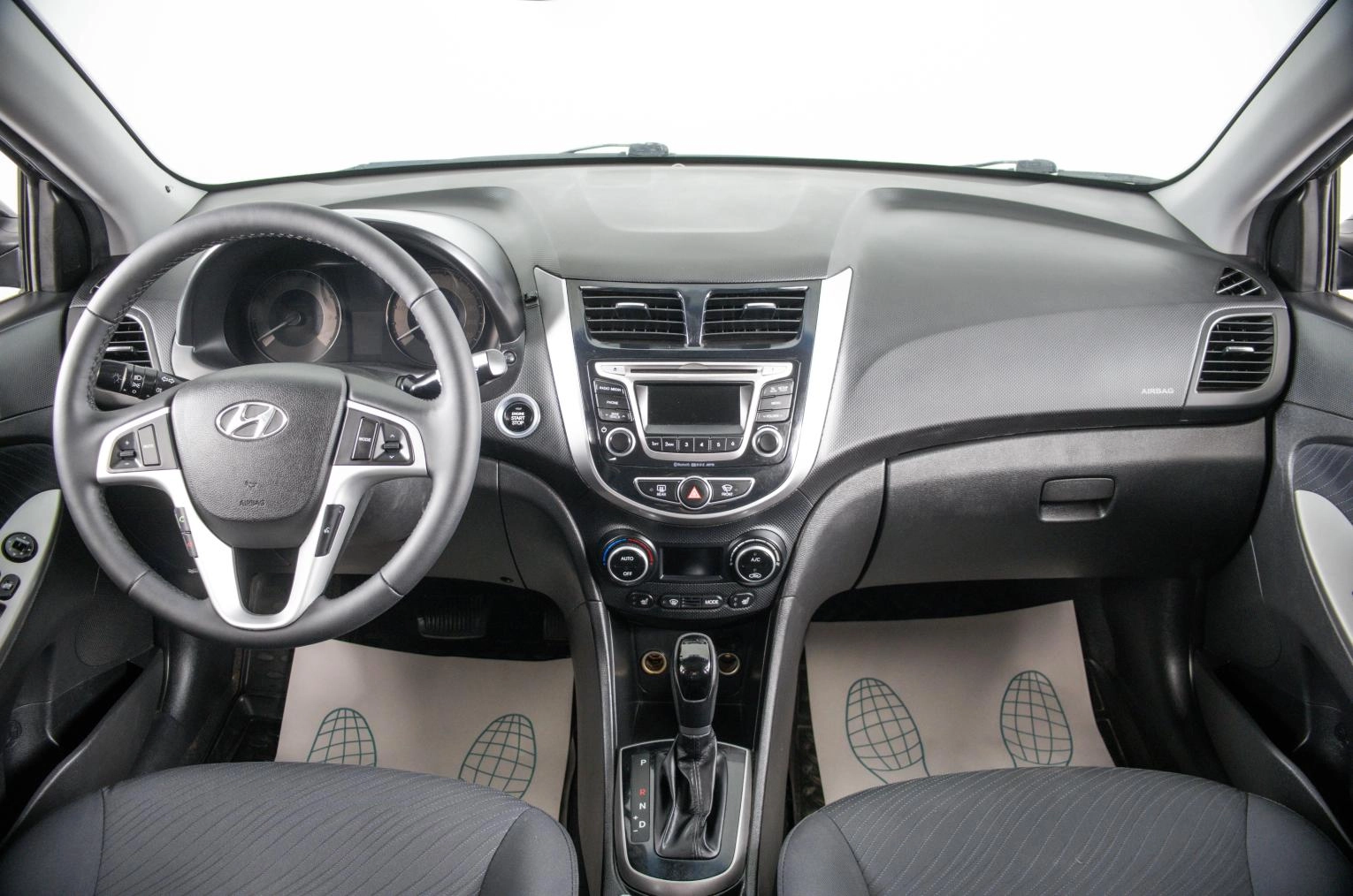 Hyundai Solaris 13 из 23