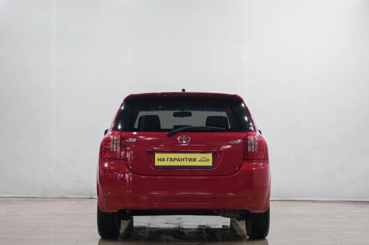 Toyota Corolla Runx 5 из 6