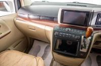 Nissan Elgrand 20 из 26