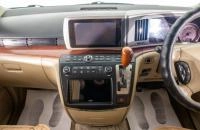 Nissan Elgrand 16 из 26