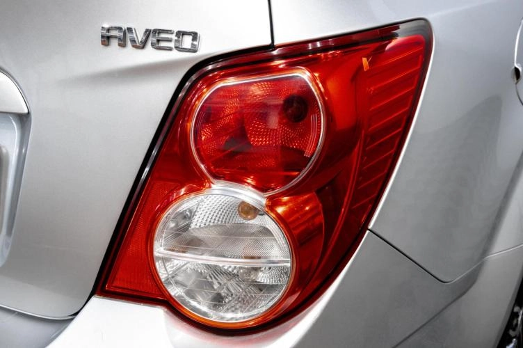 Chevrolet Aveo 8 из 24