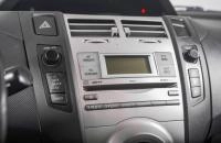 Toyota Yaris 16 из 22