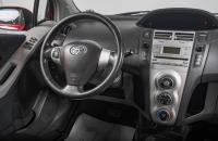 Toyota Yaris 9 из 22