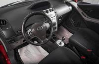 Toyota Yaris 8 из 22