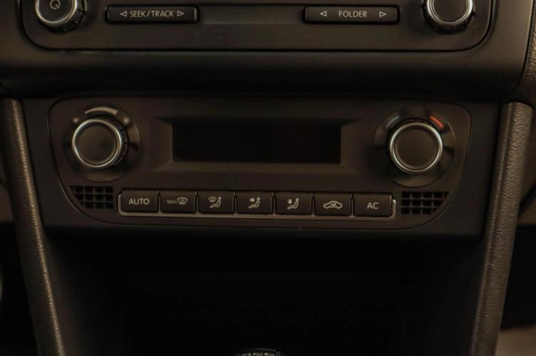 Volkswagen Polo 12 из 18