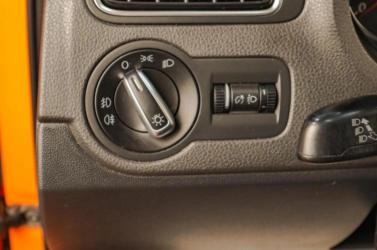 Volkswagen Polo 10 из 18