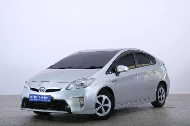 Toyota Prius 3 из 6