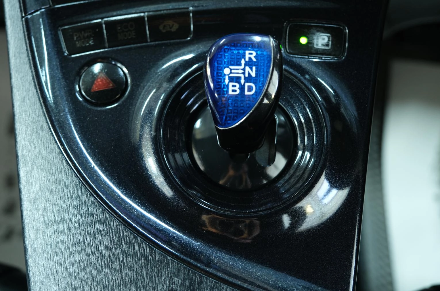 Toyota Prius 15 из 21