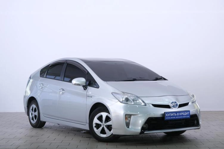 Toyota Prius 1 из 6