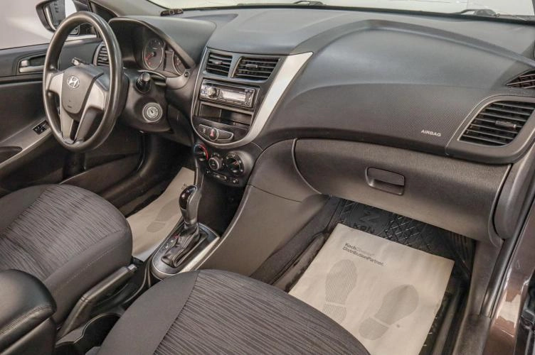 Hyundai Solaris 13 из 15