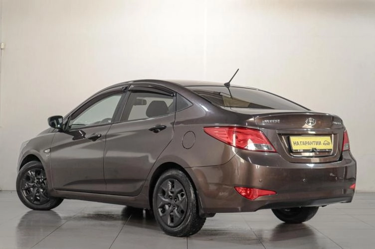 Hyundai Solaris 4 из 15