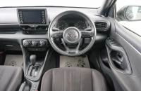 Toyota Yaris 14 из 22