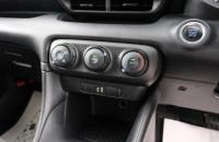 Toyota Yaris 16 из 22