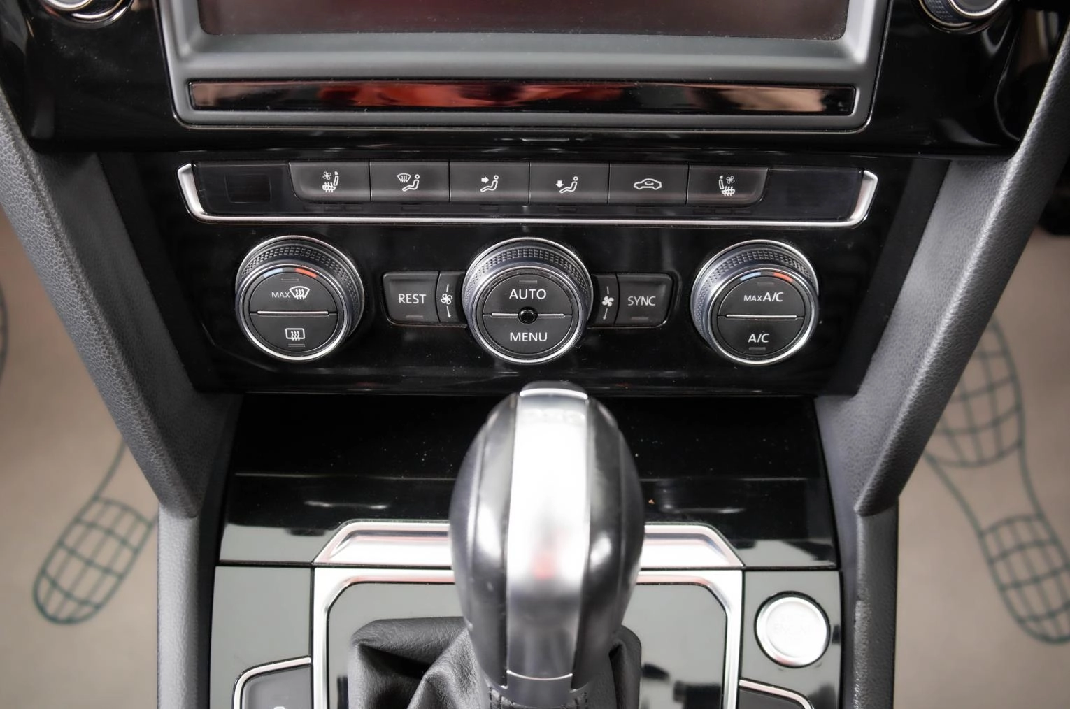 Volkswagen Passat 19 из 25