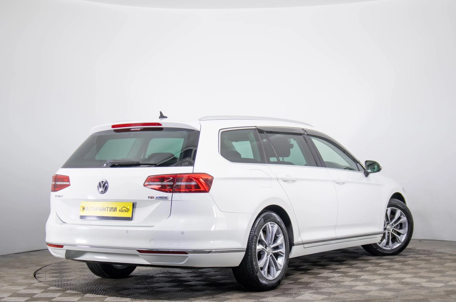 Volkswagen Passat 4 из 25