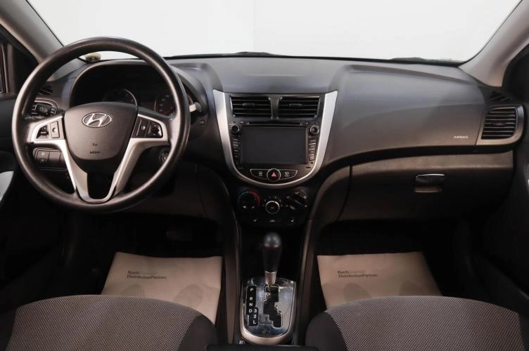Hyundai Solaris 9 из 19