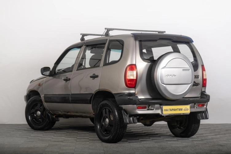 Chevrolet Niva 5 из 6
