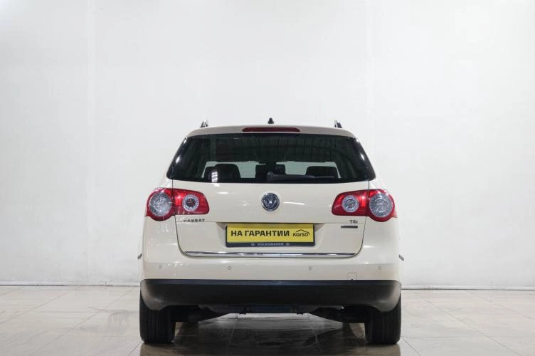 Volkswagen Passat 5 из 6