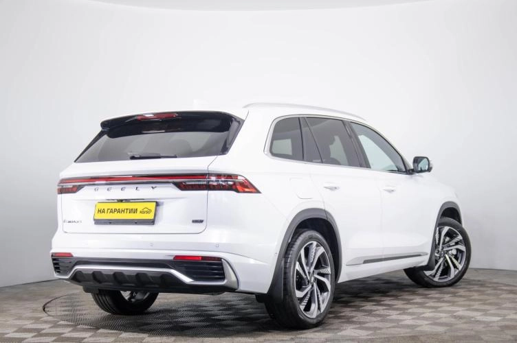 Geely Monjaro 4 из 6