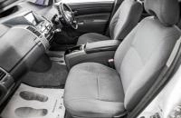 Toyota Prius 19 из 22