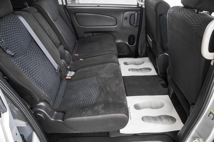 Nissan Serena 22 из 23