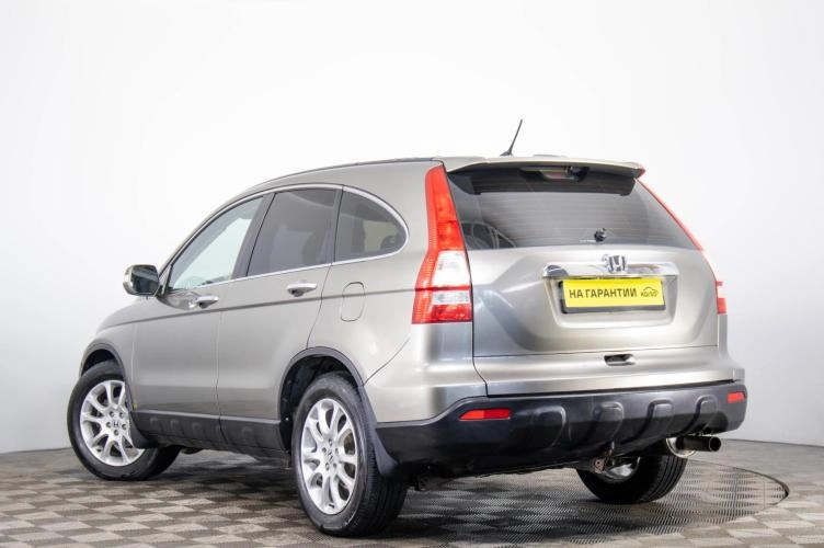 Honda CR-V 6 из 6