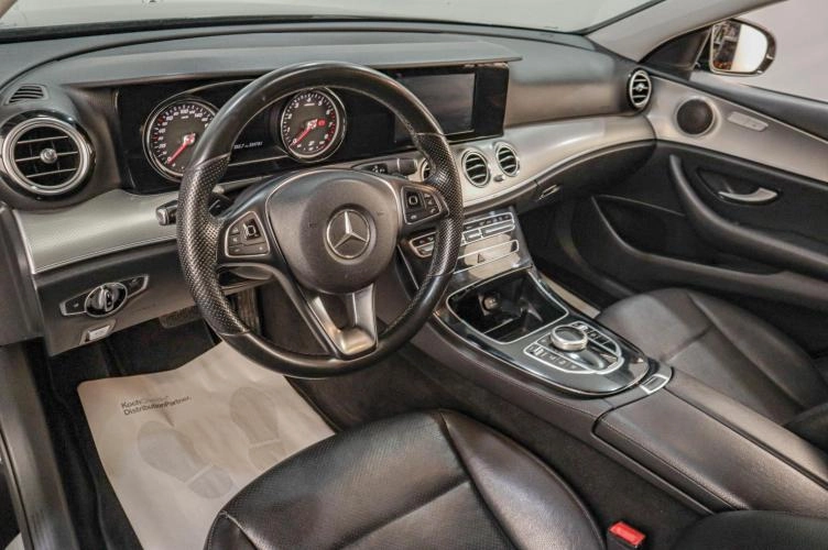 Mercedes-Benz E-класс 8 из 17