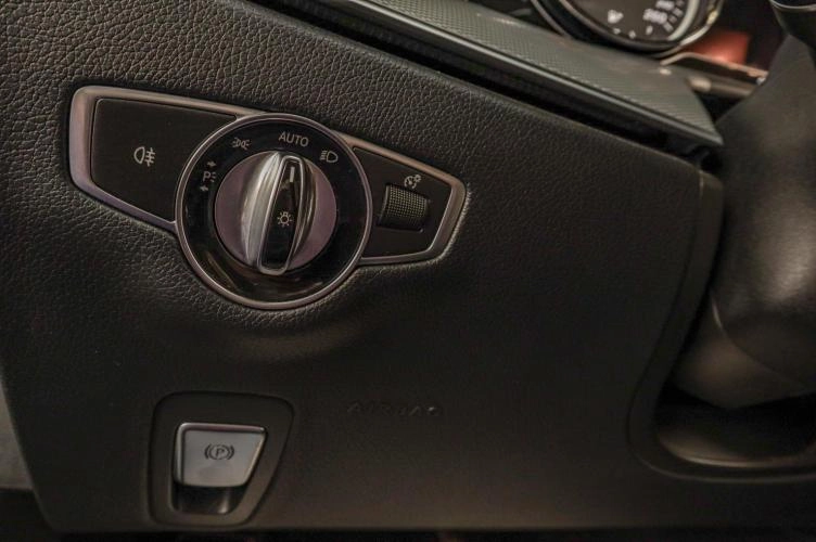 Mercedes-Benz E-класс 10 из 17