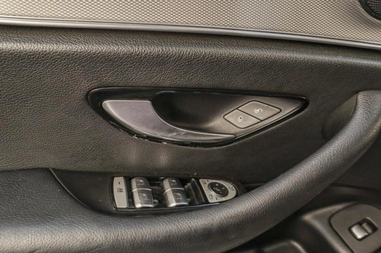 Mercedes-Benz E-класс 7 из 17