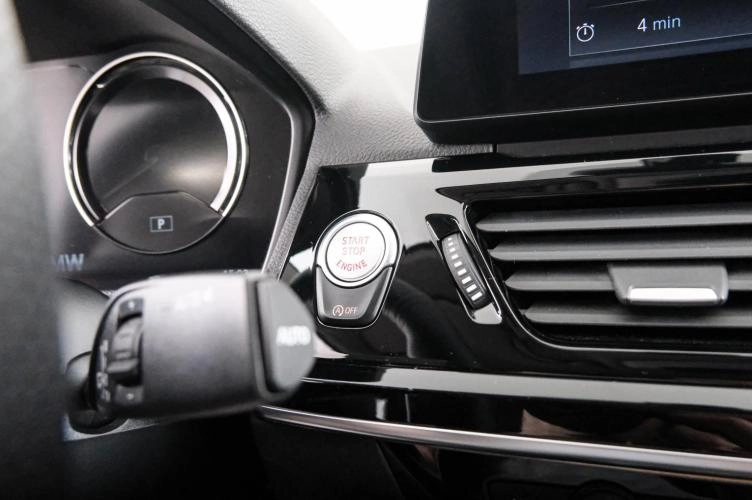 BMW 1 серия 18 из 22