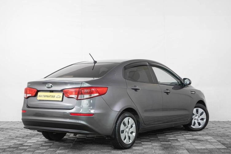 KIA Rio 6 из 6