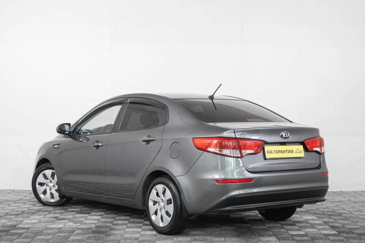 KIA Rio 4 из 6